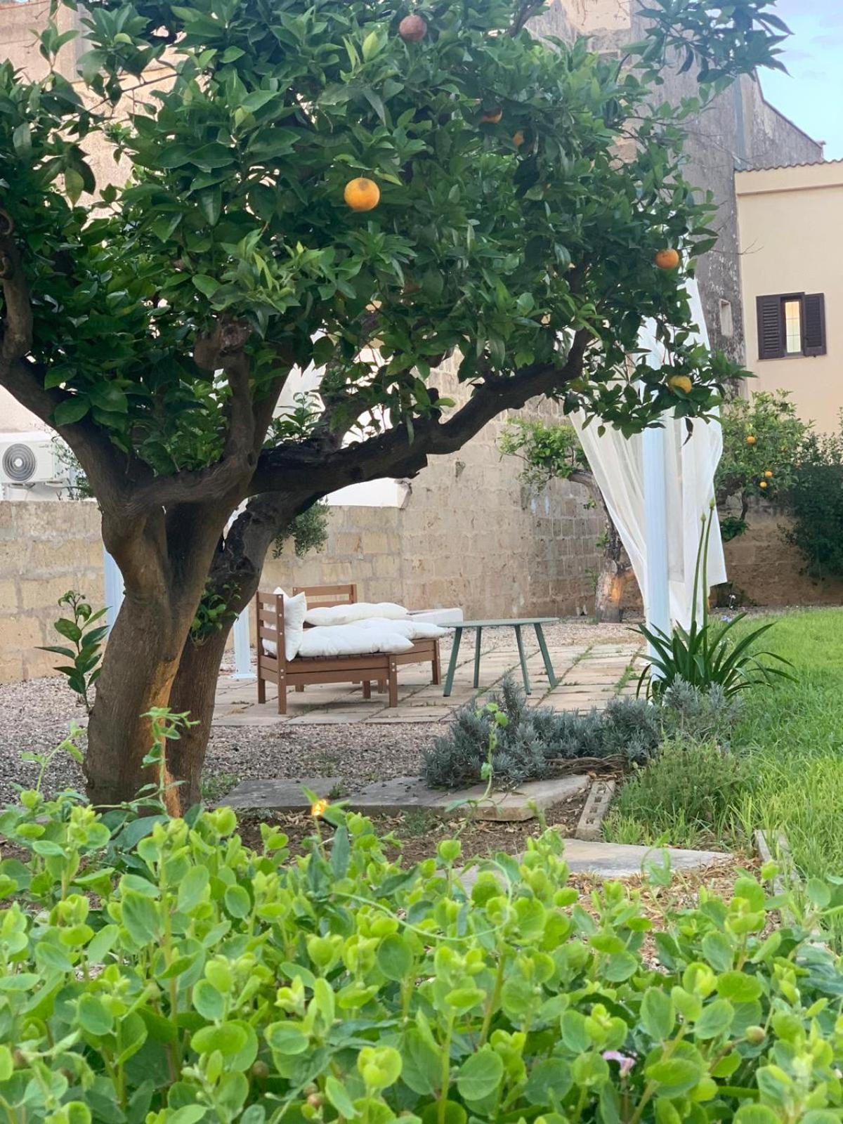 Corte Mercurio B&B Ugento Buitenkant foto